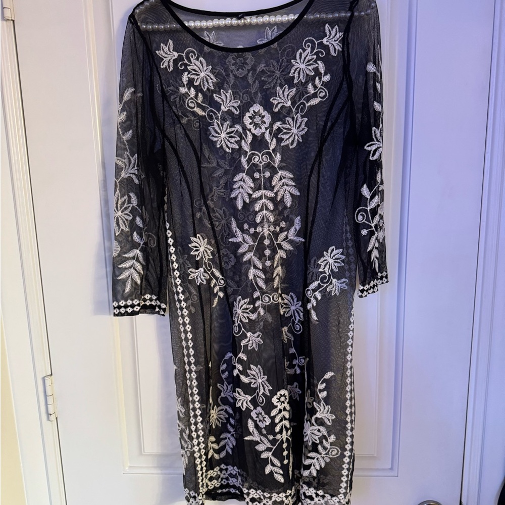 H&M Black and White Sheath Dress with Bishop Sleeves